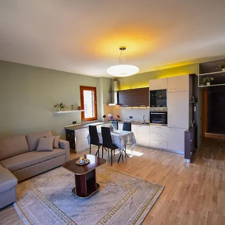 Stela Apartment