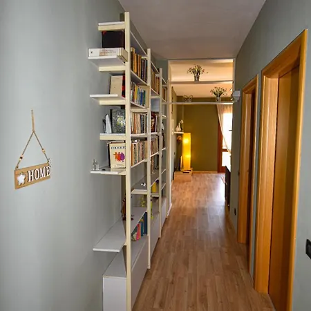 Stela Apartment *